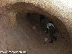 Höhle in der Nähe des französischen Friedhofs - wurde im 1. Weltkrieg als Versteck verwendet